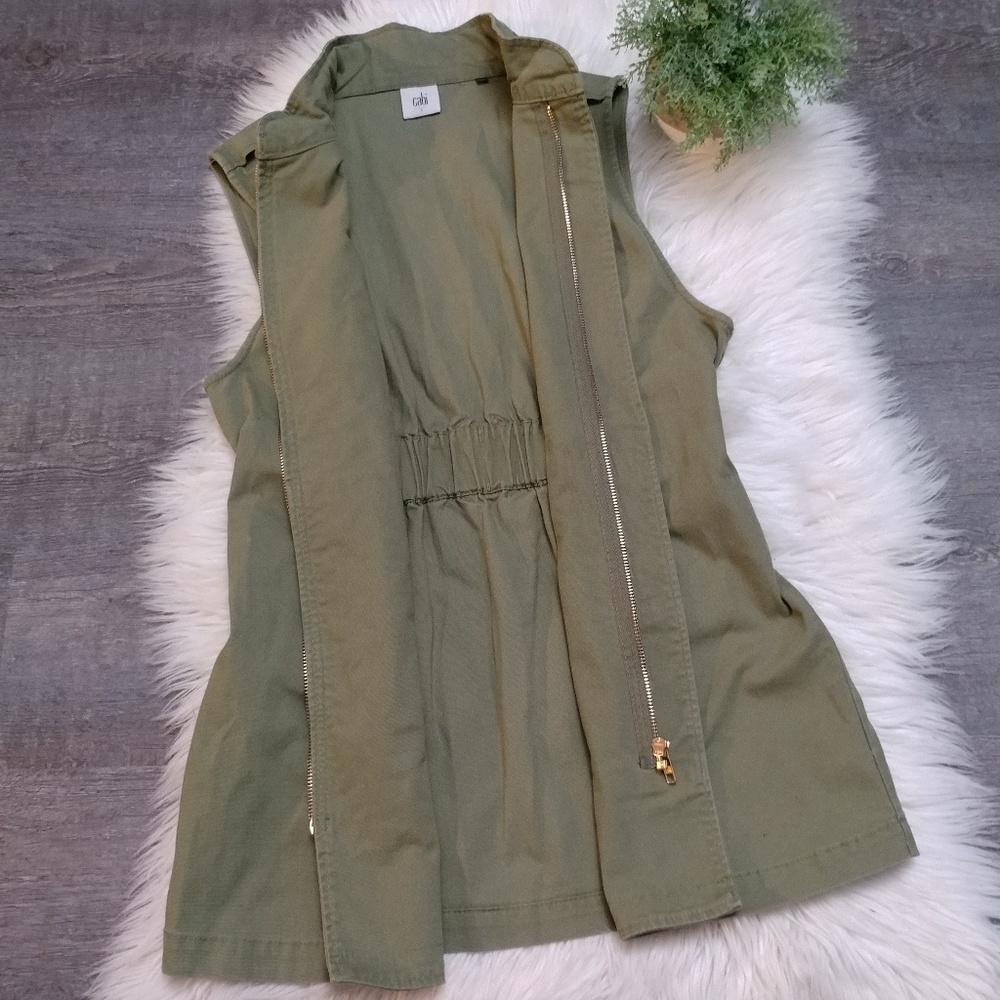CAbi green Explorer vest size small style#5101 - Picture 3 of 8